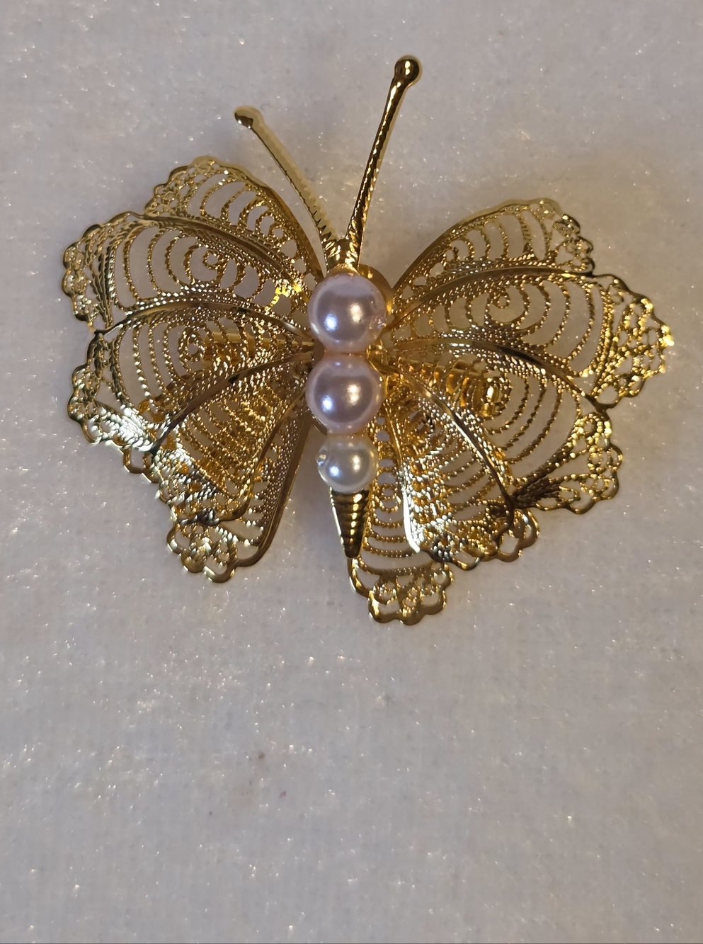 Vintage Gold-toned Filigree Butterfly Brooch / Pin